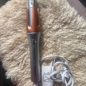 Sheglam automatic curler